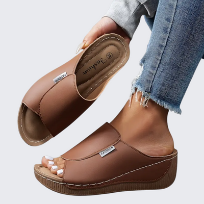 Moss Toronto | Comfortable and Elegant Sandals