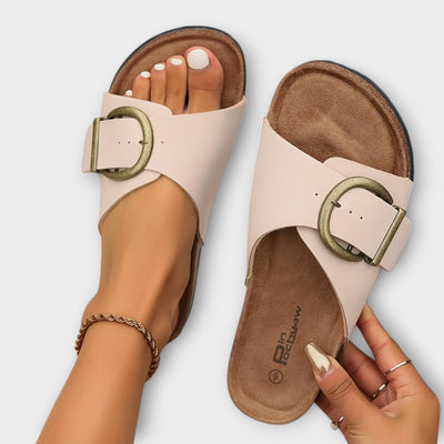 Moss Toronto | Stylish Comfort Sandals